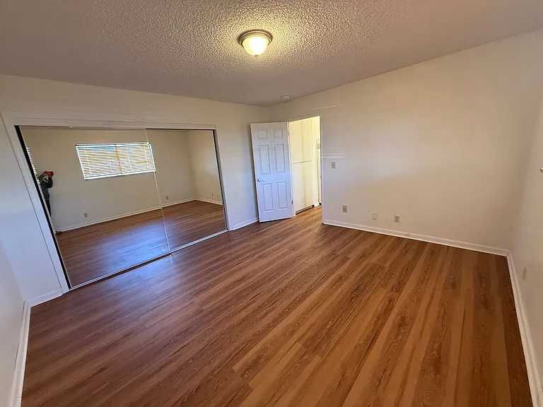 20788 Thunderbird Rd — Photo 5