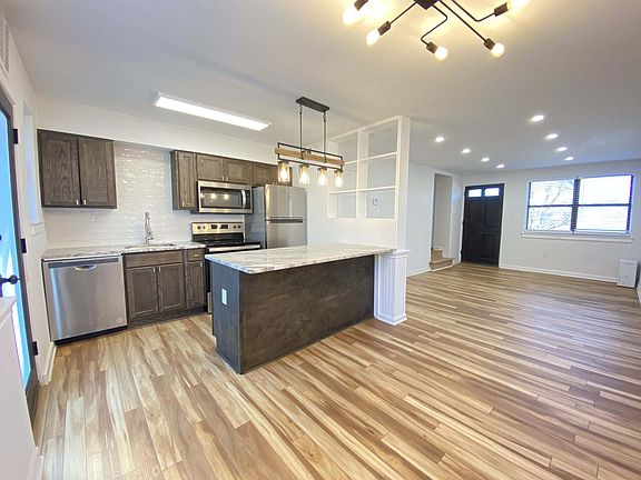 5th image of 10 Faris Cir #10