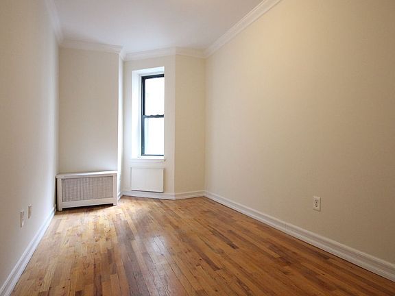 5th image of 908 Amsterdam Ave APT 4A