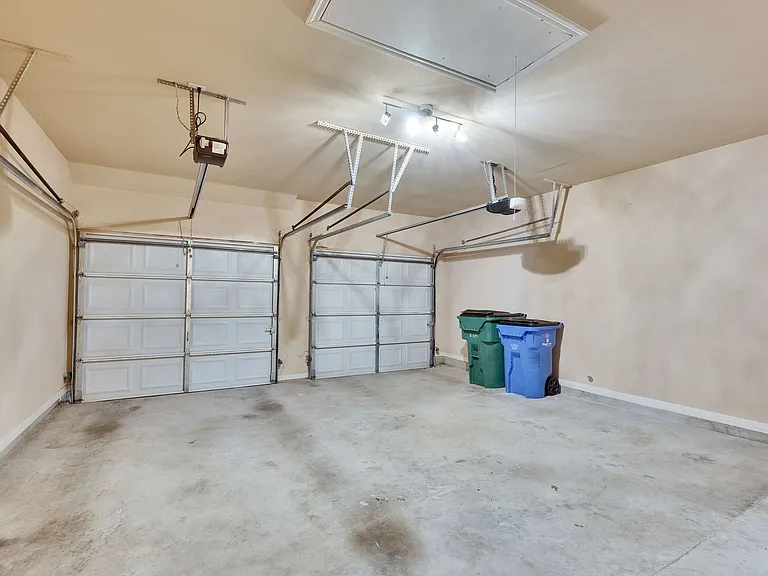 109 Aria Rdg #905 — Photo 33