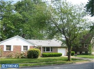 215 Fairmount Ave, Laurel Springs, NJ 08021