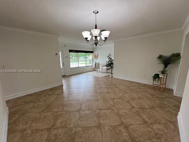 9211 SW 13th St — Photo 10