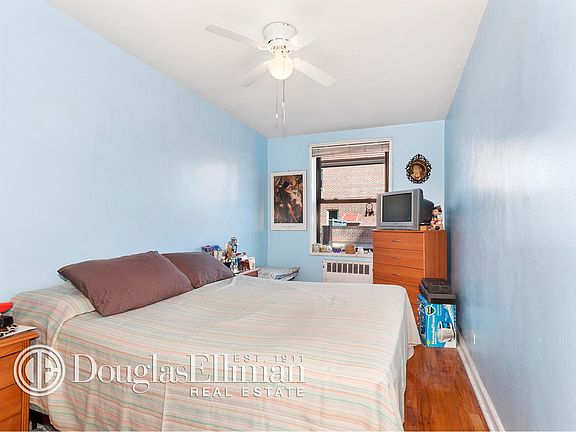 5th image of 8709 34th Ave #1D