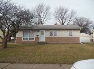1418 E 33rd St, Davenport, IA 52807
