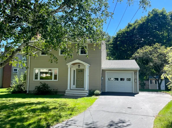 15 Pineloch Drive, Portland, ME 04103