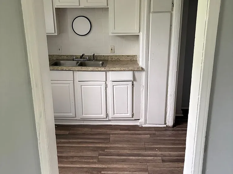 7345 Curtis St — Photo 10