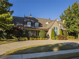 907 S Chambord Dr, Rogers, AR 72758