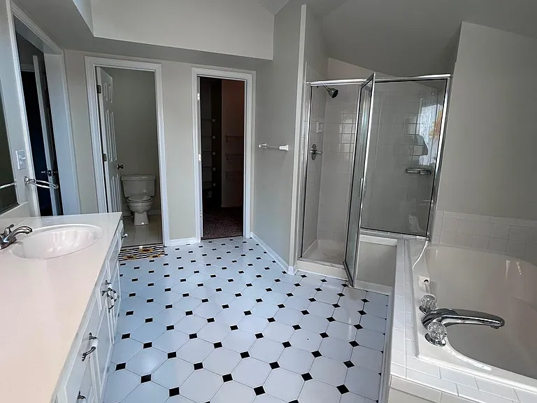 15317 Lowell Ave — Photo 18