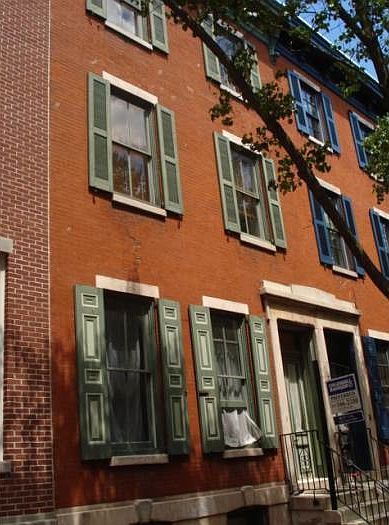 1st image of 1719 Wallace St