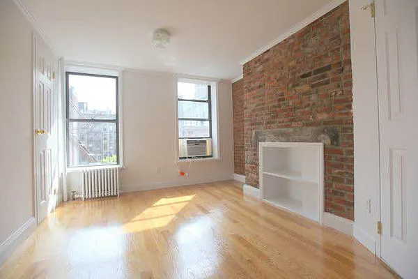 Rented by Compass | media 4