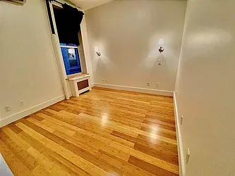 Rented by Manhattan Spaces