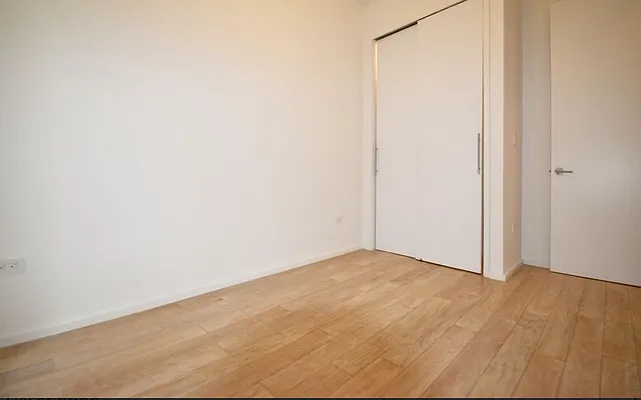 Rented by New Holland Residences | media 46