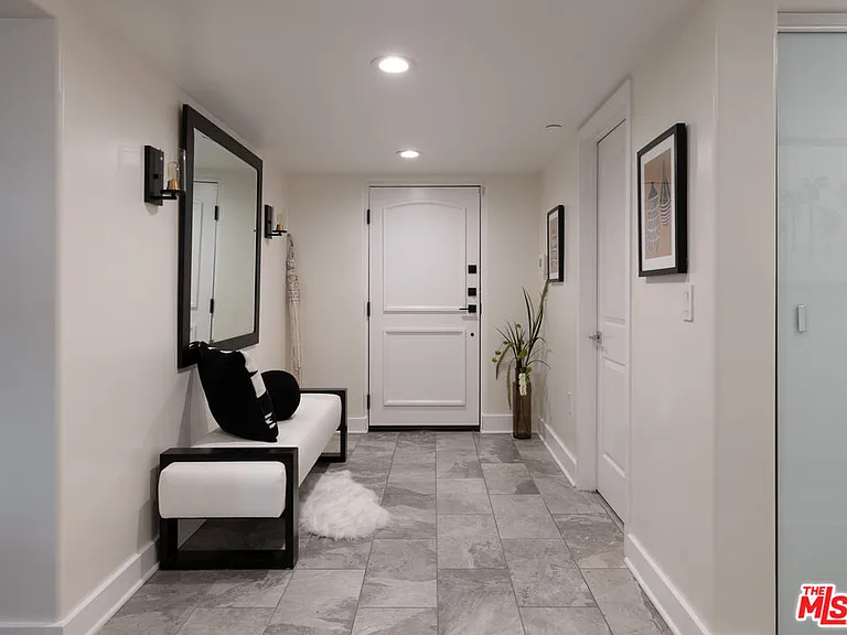 155 N Hamilton Dr #102 — Photo 7