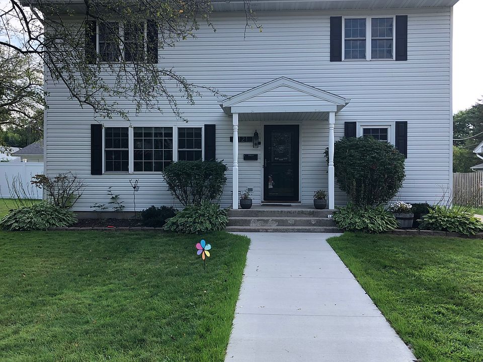 New front walkway.