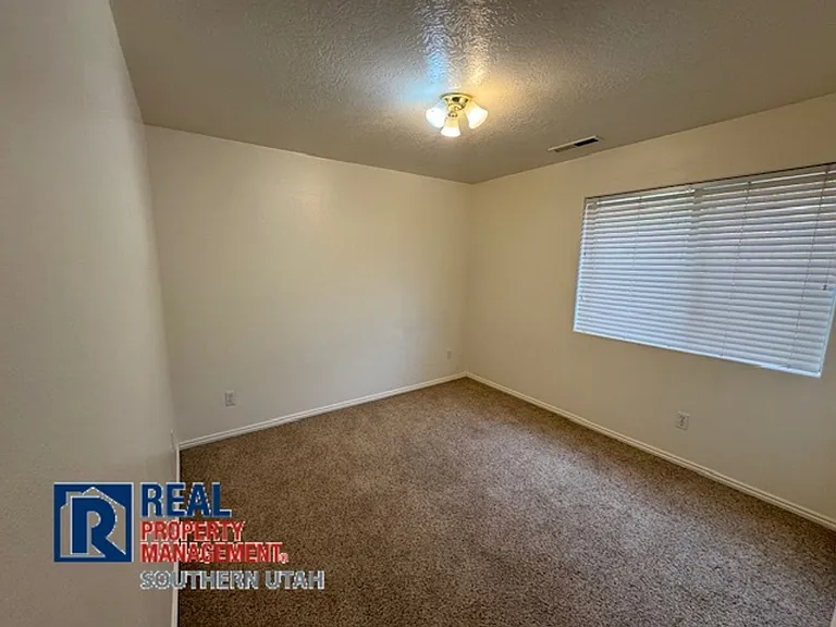 628 W Evans Ridge Cir #3 — Photo 10