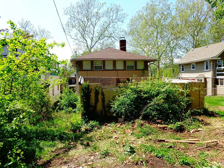 4415 Forest Ave — Photo 54