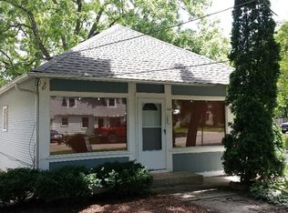 333 McClure Ave, Elgin, IL 60123