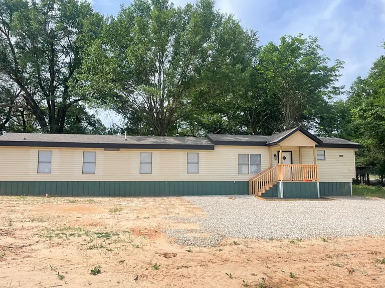 4272 E Interstate Highway 30 — Photo 2