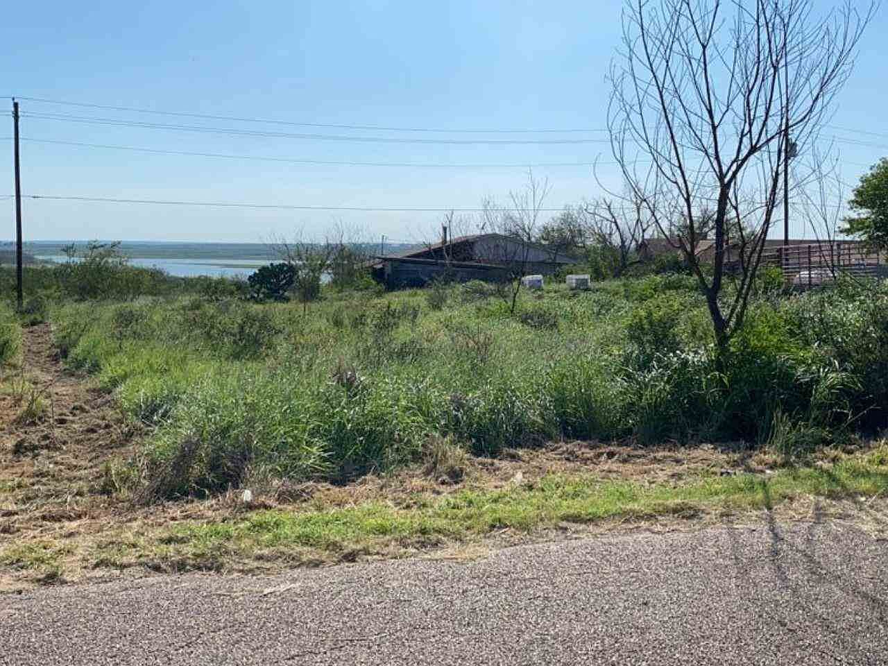 2075 Sunset Dr, Zapata, TX 78076 Zillow