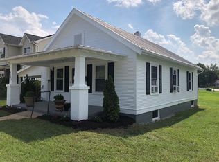 9202 Prescott Ave, Manassas, VA 20110