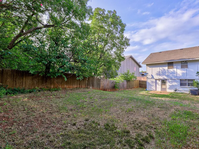 7507 Knight Lake Dr — Photo 5