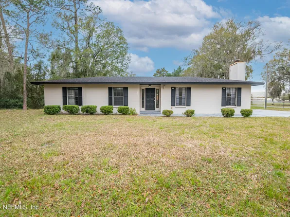 431 N BROADWAY Street, Starke, FL 32091