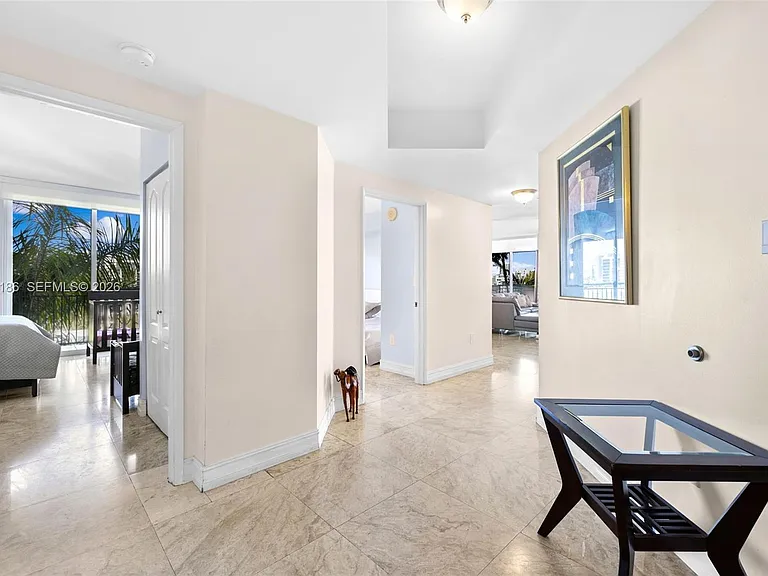 17555 Atlantic Blvd #708 — Photo 33