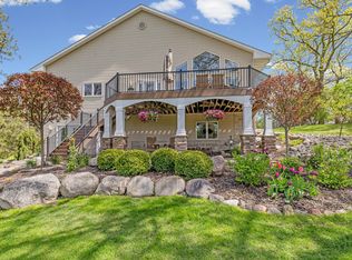 3419 Shady Oak Rd, Minnetonka, MN 55305