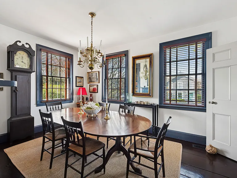 34 Howard St — Photo 4