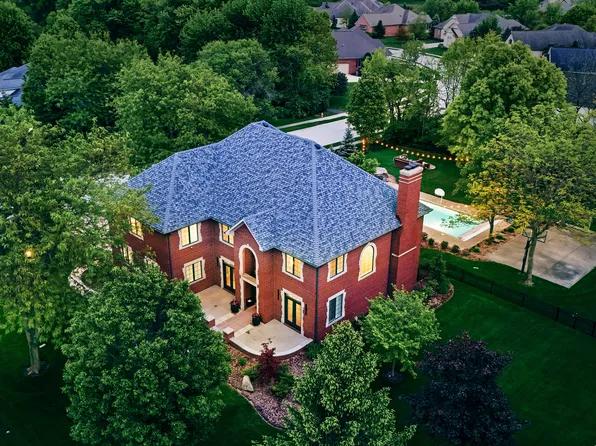 3041 Towne Dr, Carmel, IN 46032