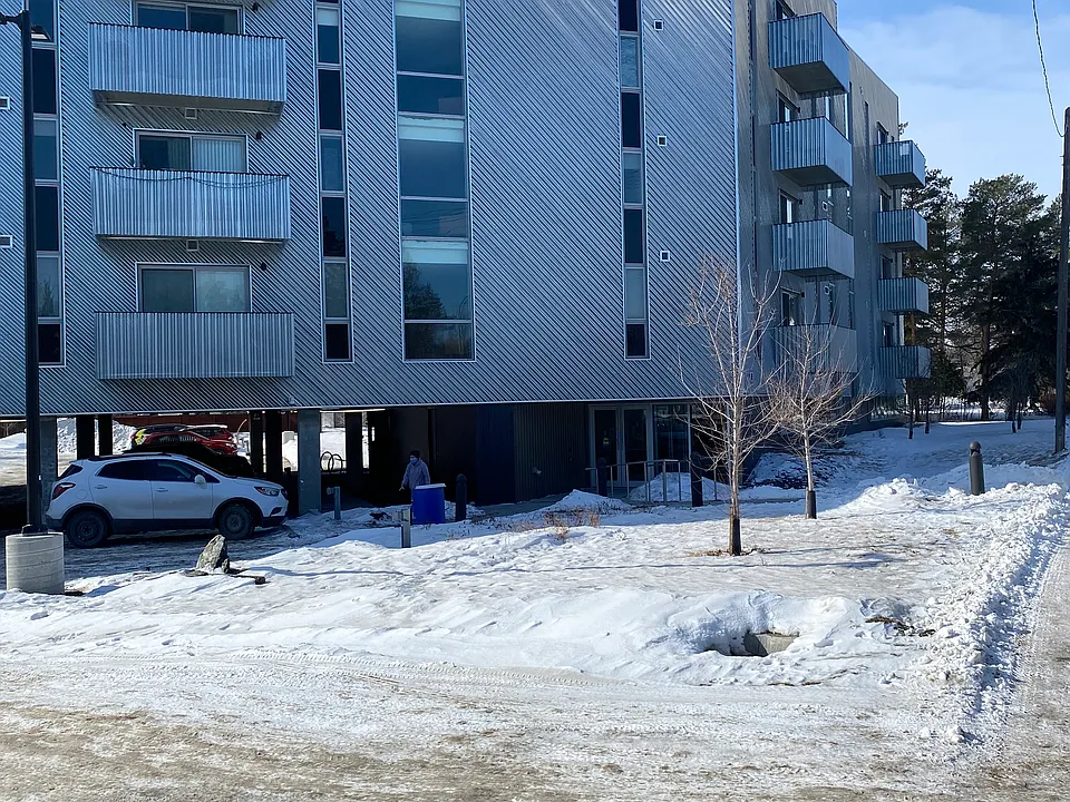 5610 Roblin Blvd