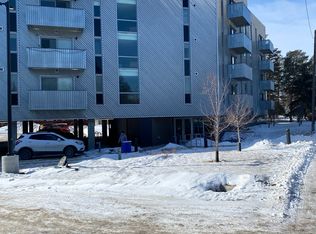 5610 Roblin Blvd, Winnipeg, MB R3R0H2