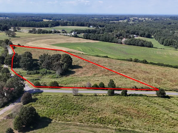 17 Groaning Rock Rd, Commerce, GA 30530