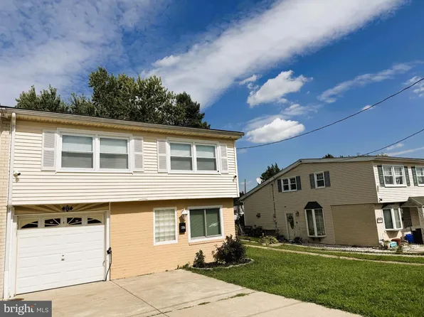 657 Artwood Dr, Philadelphia, PA 19115