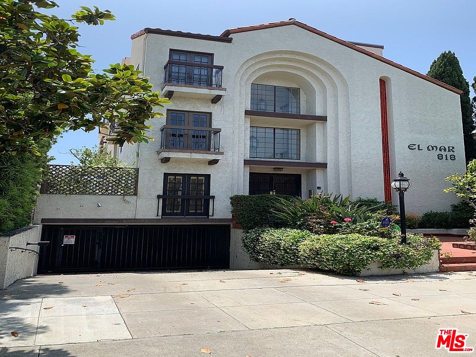 1st image of 818 6th St Unit 202