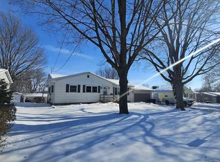 1175 Farnham St, Columbus, WI 53925