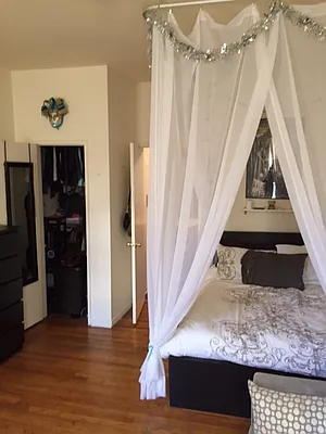 Rented by AJ Clarke | media 19