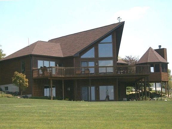 3rd image of 23-56 Broadview Dr