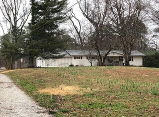 315 Cooper Rd, Rock Spring, GA 30739