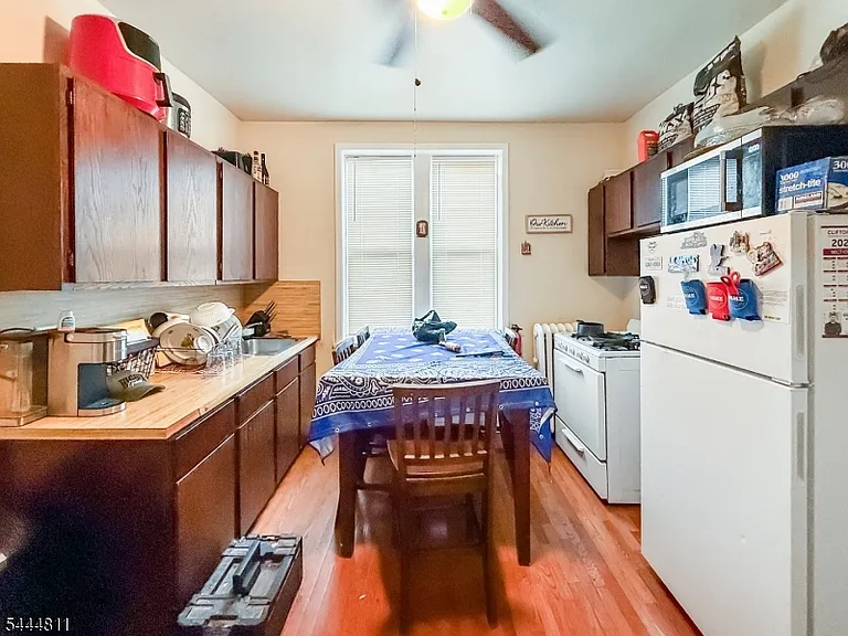 245 Lakeview Ave #7 — Photo 6