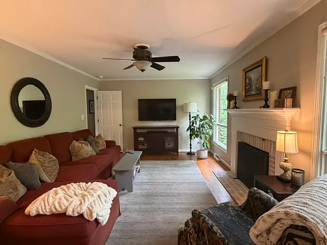2713 Farmington Pl — Photo 18