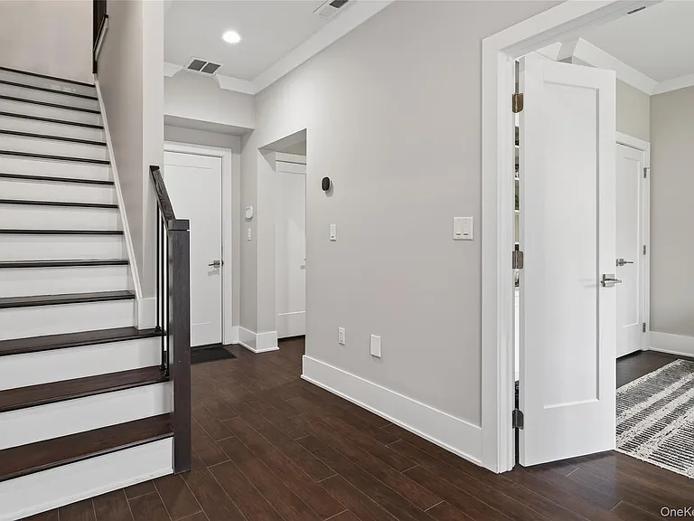 348 Horseman Blvd — Photo 3