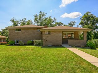 4018 Willett Rd, Pittsburgh, PA 15227