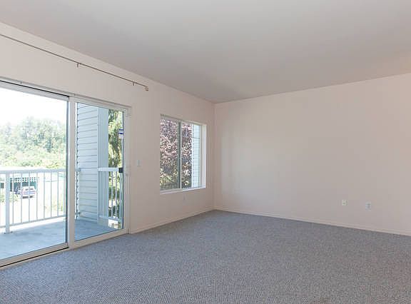 3rd image of 31900 104th Ave SE APT F204
