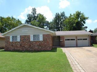 8626 E 28th Pl, Tulsa, OK 74129