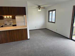302 Woodwind Ct, Kirksville, MO 63501