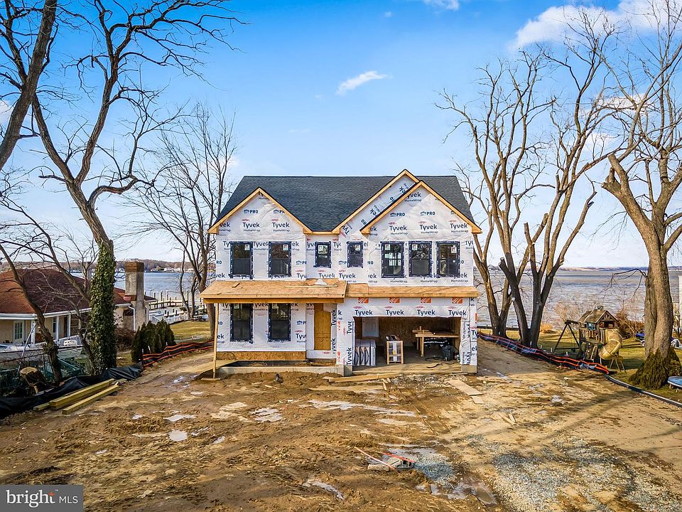 1st image of 1158 E Riverside Ave