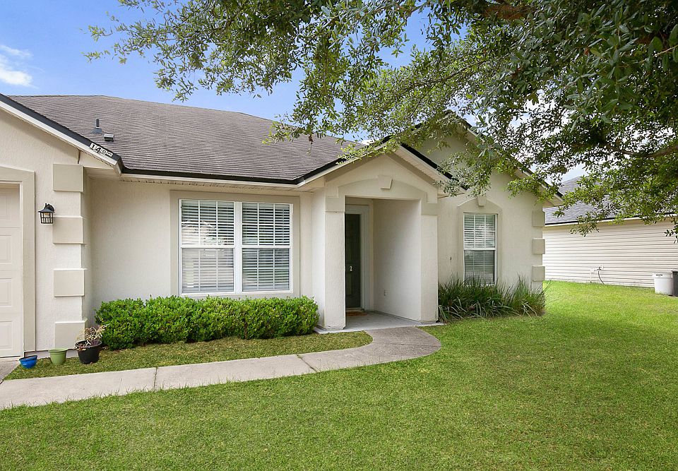 1st image of 1482 Summit Oaks Dr W