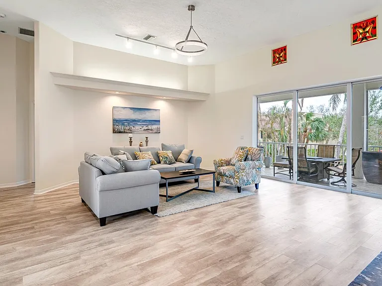 1200 Tree Bay Ln — Photo 22