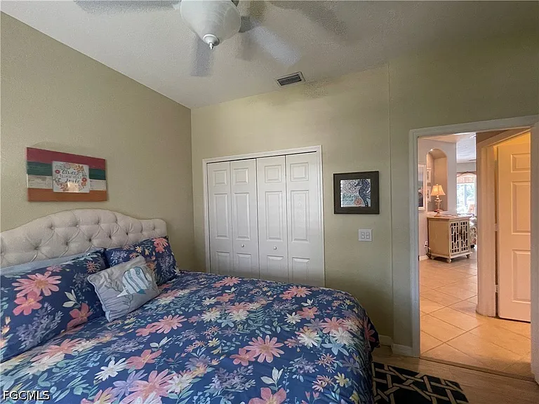 10630 Camarelle Cir — Photo 37